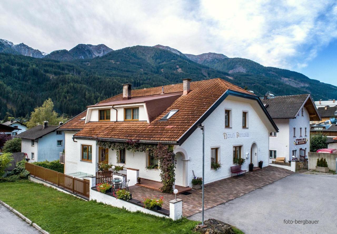 Haus Arnold - Privatzimmer Und Ferienwohnungen Sillian Exterior foto